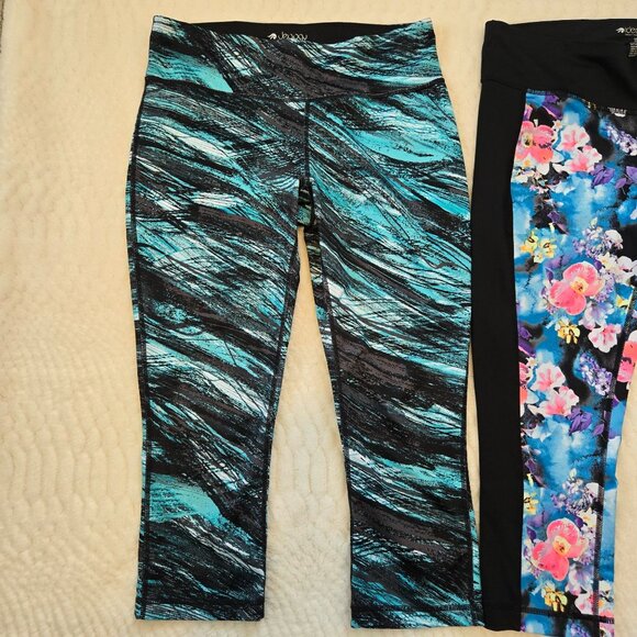 Women's Ideology capri Leggings Size Medium - Picture 2 of 7